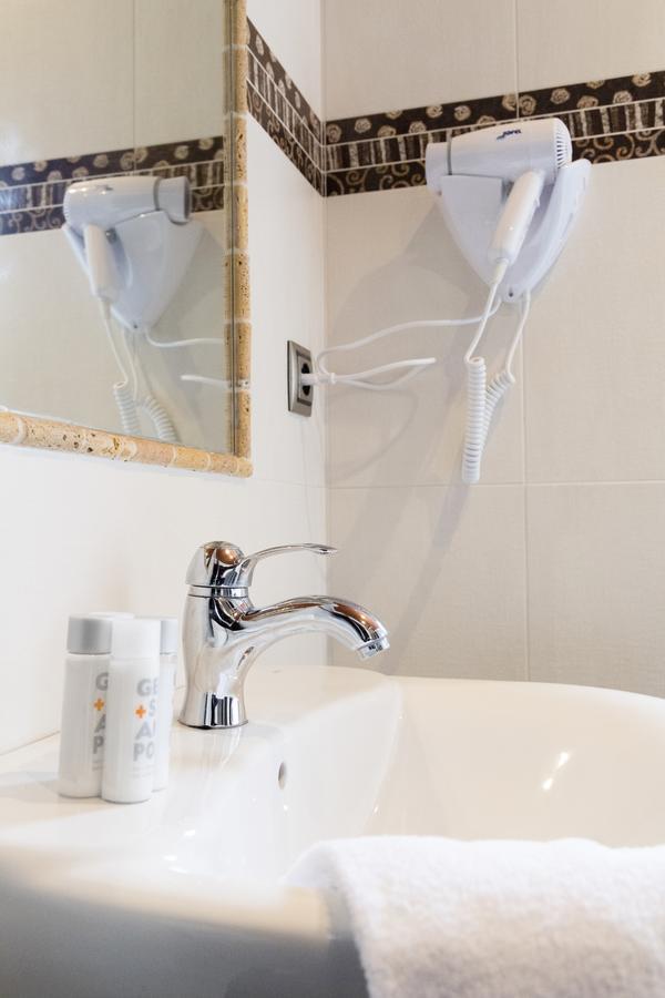 Casa Goas Hotel Abadin Ngoại thất bức ảnh